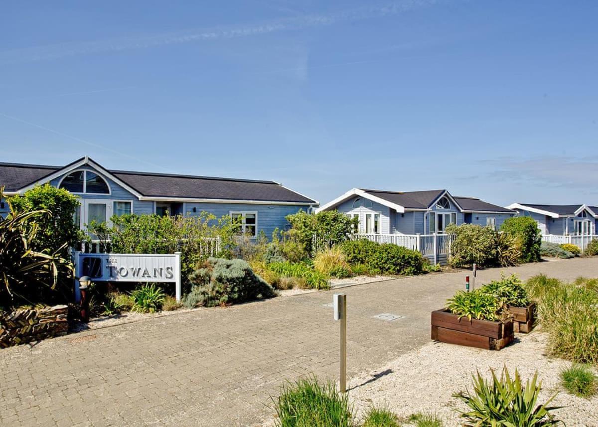 The Towans Hotel Saint Merryn Exterior photo